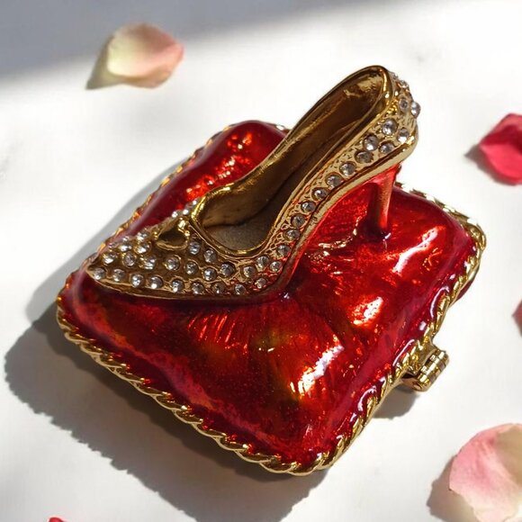 Vintage  1990's Crystal Cinderella-Inspired High Heel Ring Holder Trinket Box - Picture 6 of 10